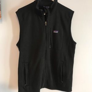 Men’s L black Patagonia Better Sweater vest